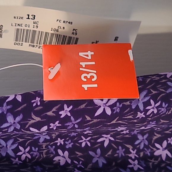 Party dress! 13/14 polyester. - Picture 4 of 6